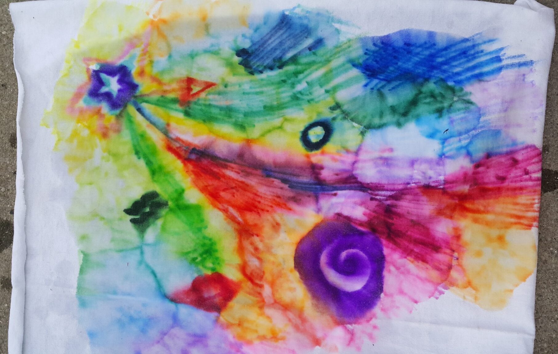 Tie-Dye Effect Painting with Markers