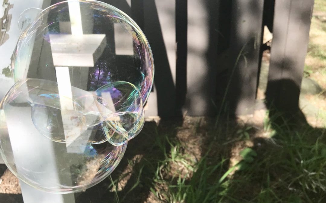 Summer Fun: How to Make Your Own Bubbles!