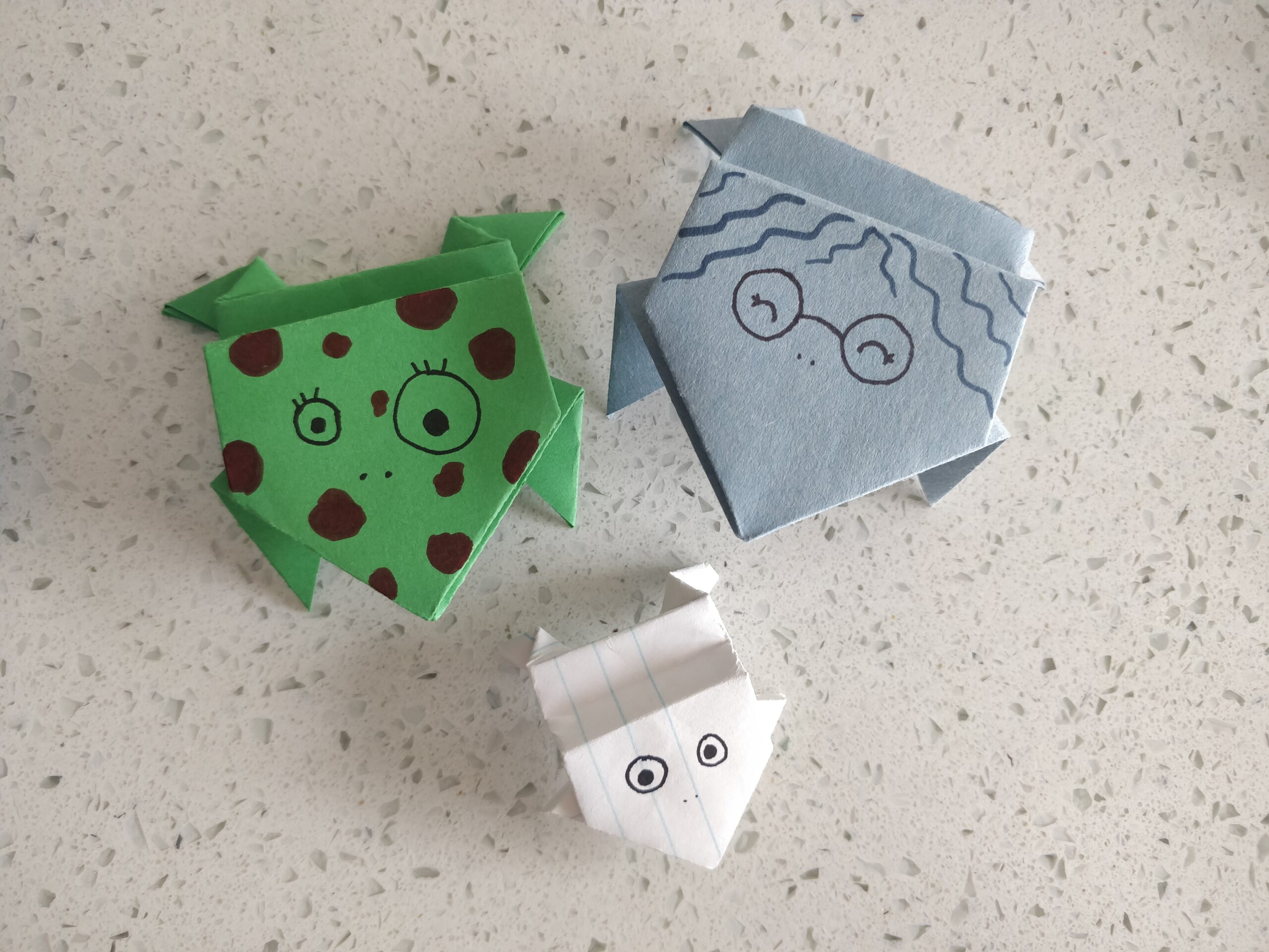 origami jumping frogs