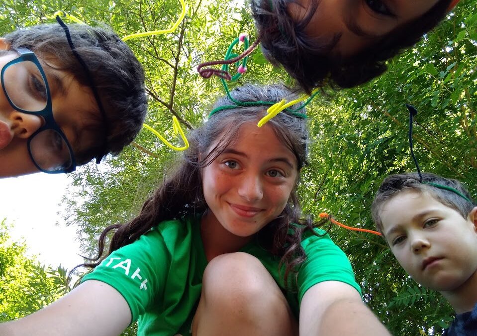 How Summer Camp Boosts Kids’ Mood & Wellbeing